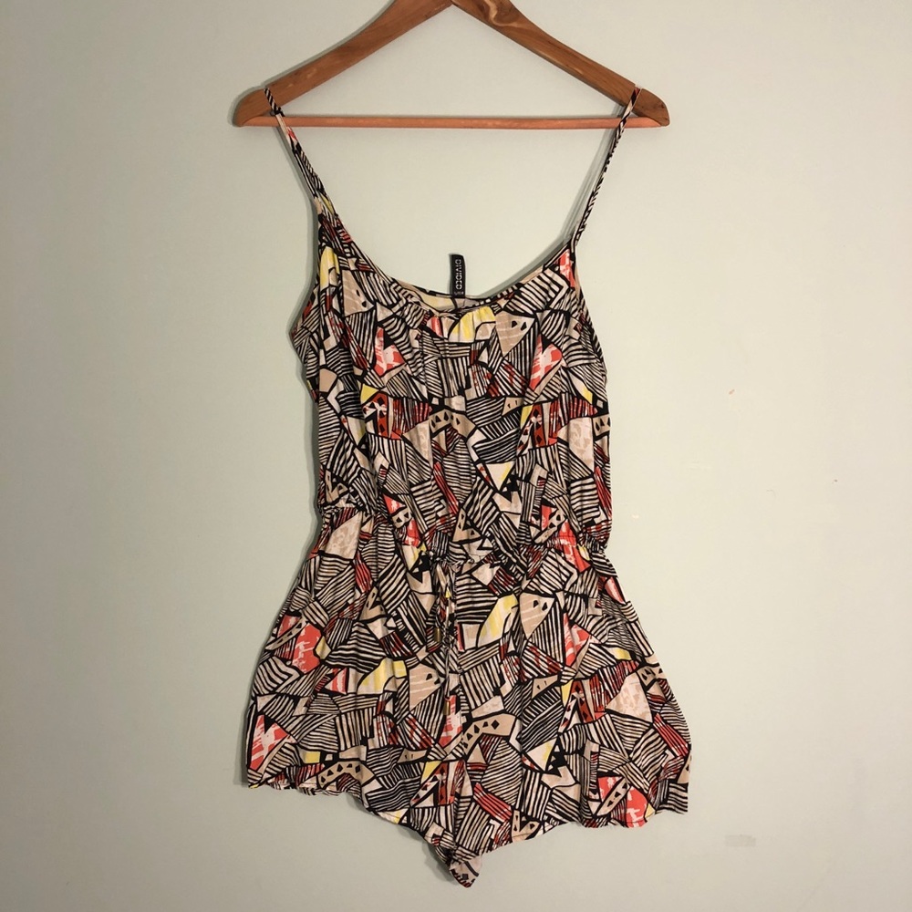 Geometric pattern romper